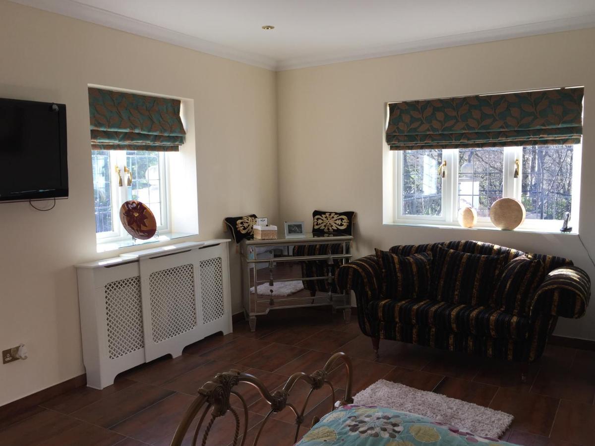 Retreat at The Knowe Auchincruive Estate - Housity