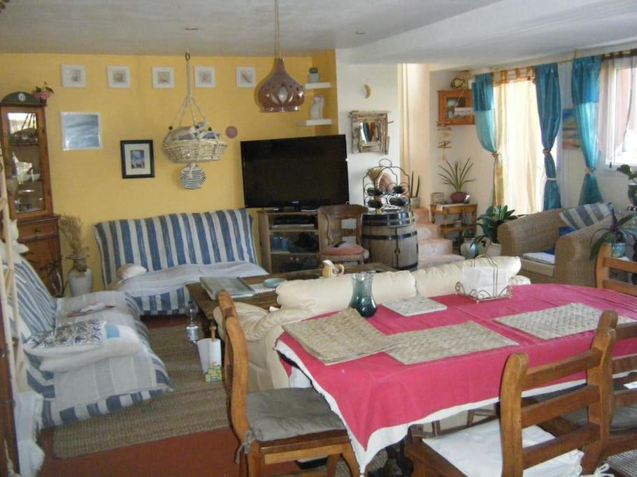 Anne et Billy - Housity