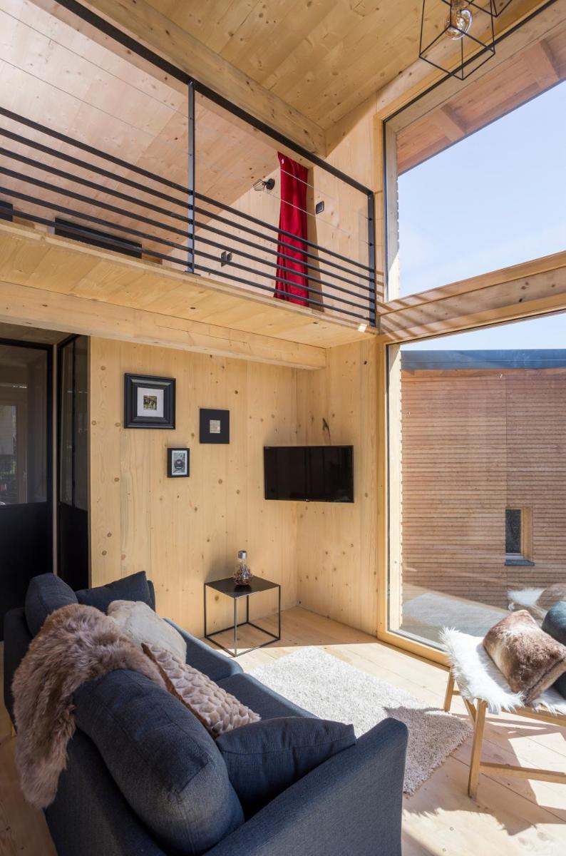 Les Lodges, by Refuges en ville - Housity