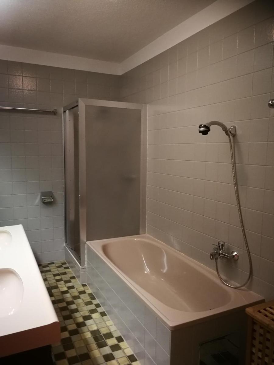 Nibbie's Happy Apartment - Housity