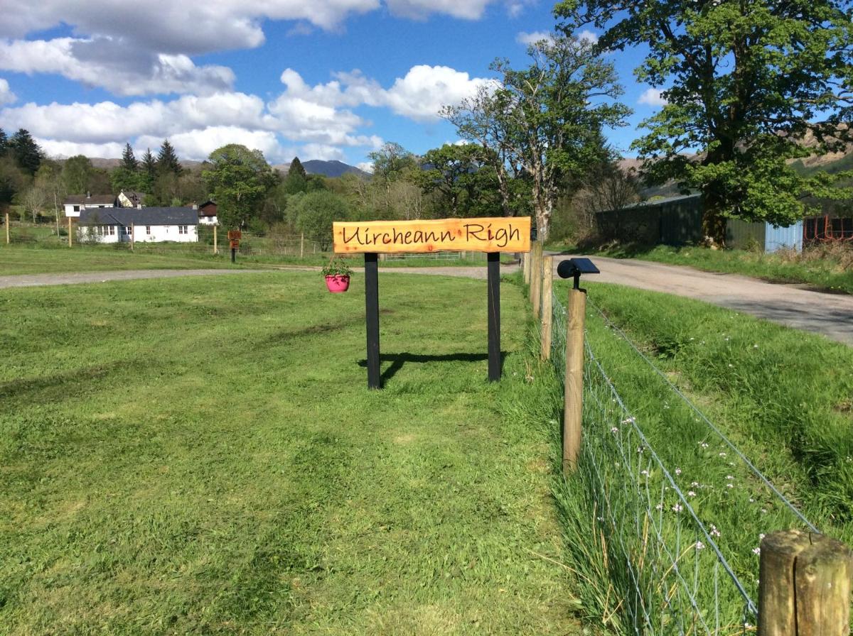 Uircheann Righ - Housity
