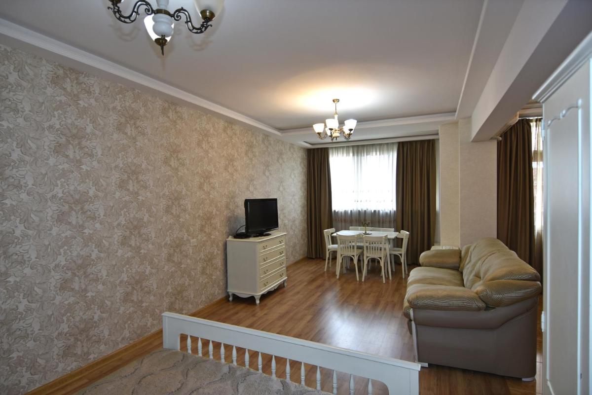 Luxary apartment near opera & Cascade! - Housity