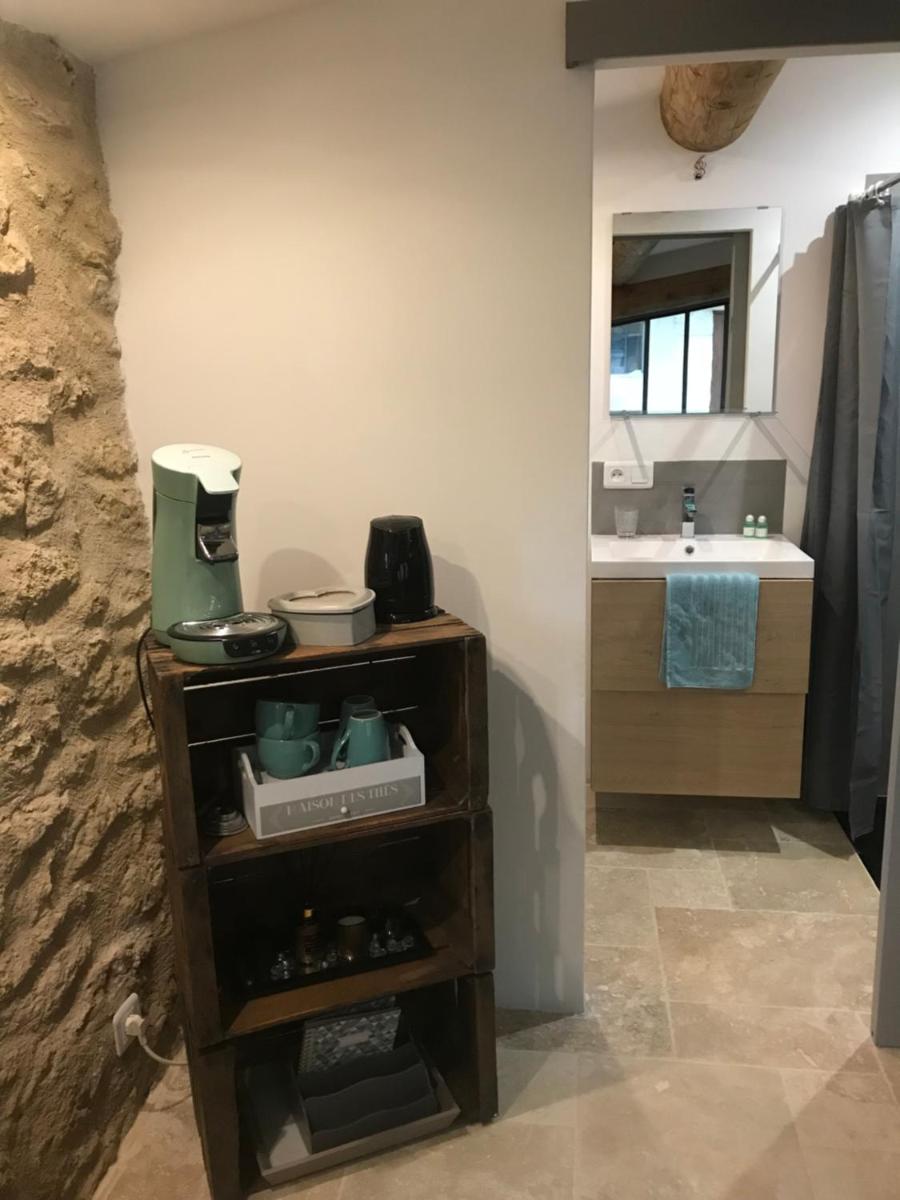 Bastide Bellugue Maison d'hôtes réseau Bienvenue à La Ferme à 3 minutes de Lourmarin - Housity