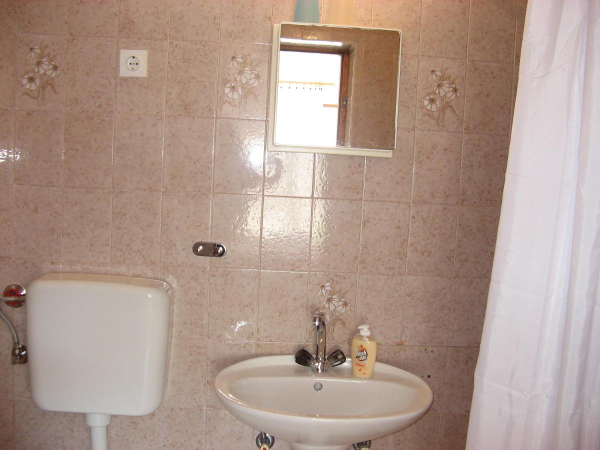 Apartments&Rooms Milka - Housity