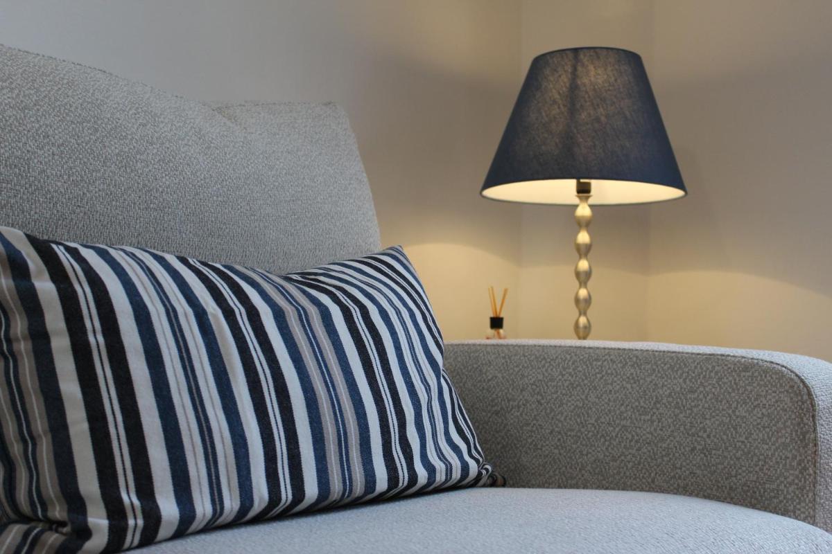 San Lorenzo Central Market Cozy & Quiet Apartment - Housity