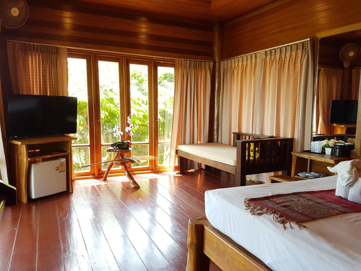 Esmeralda View Resort - SHA Extra Plus - Housity