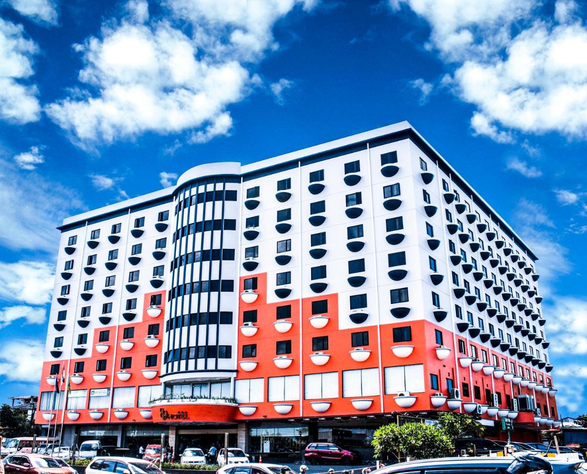 89 Hotel - Housity