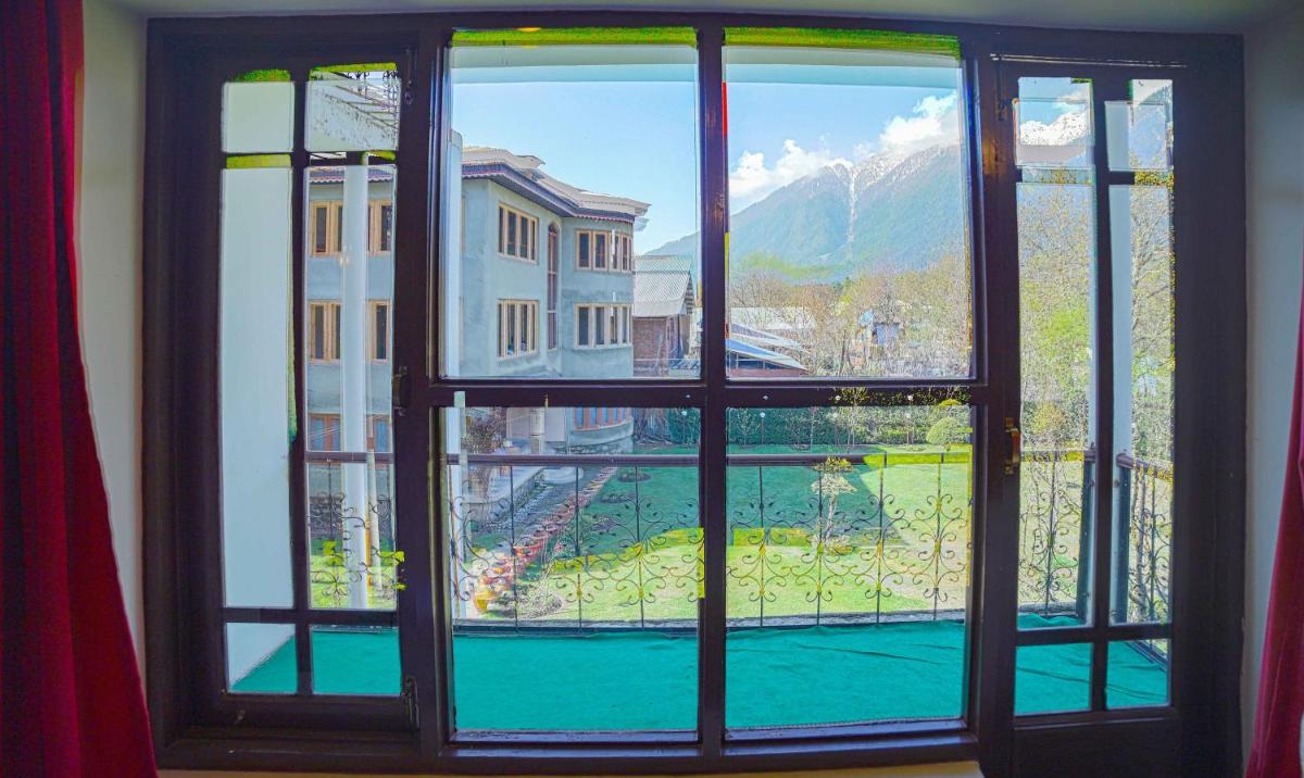 Premier Pahalgam - Housity