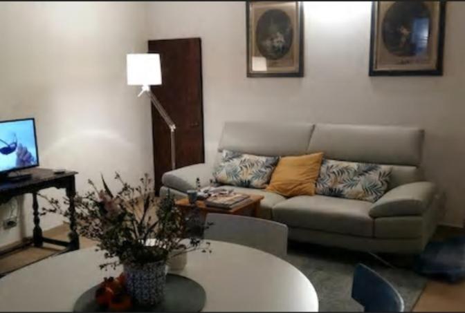 Appartamento in Palazzo Bucelli - Housity