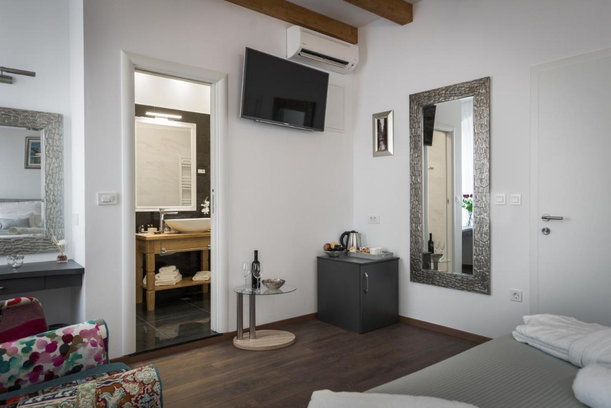 ID Regal Residence - Housity