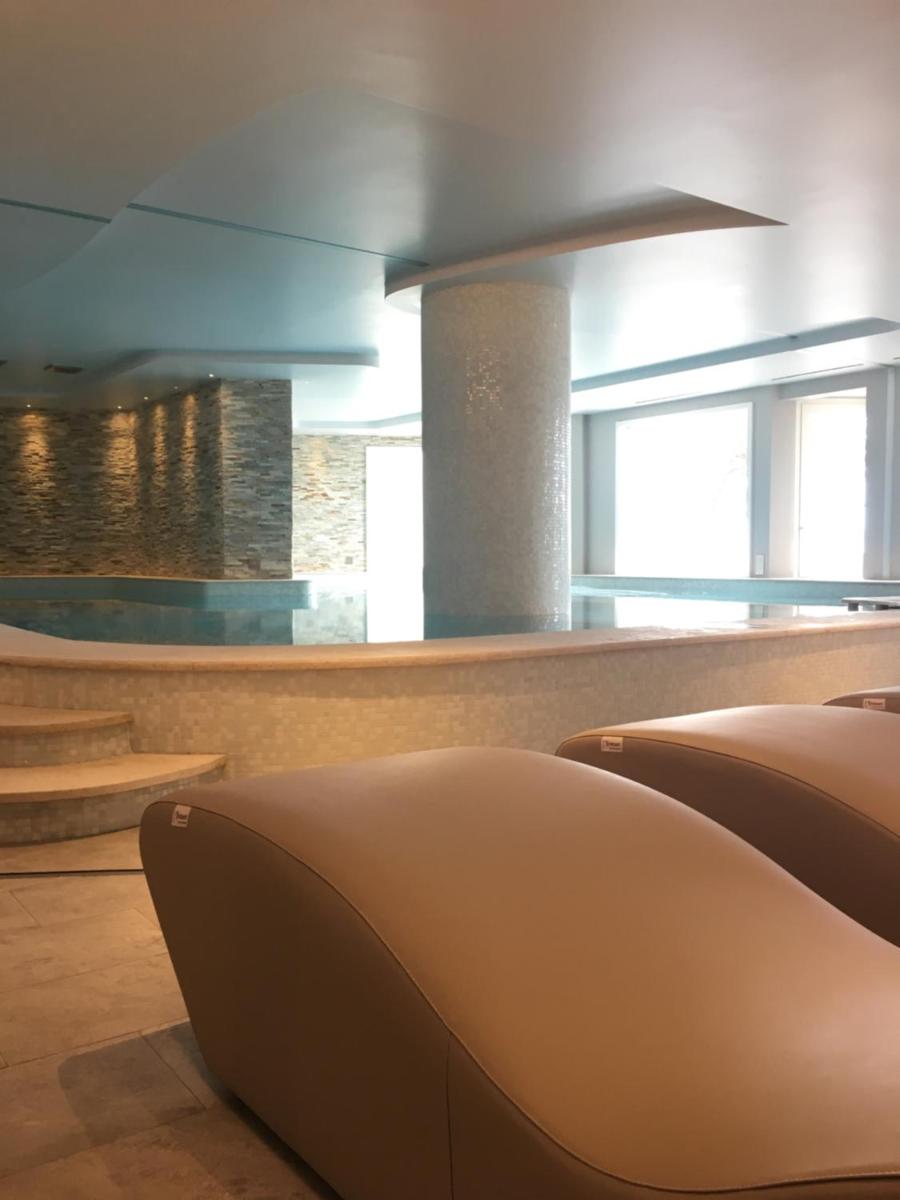 Coin salon dans l'établissement Les Terrasses d'Eze - Hôtel & Spa