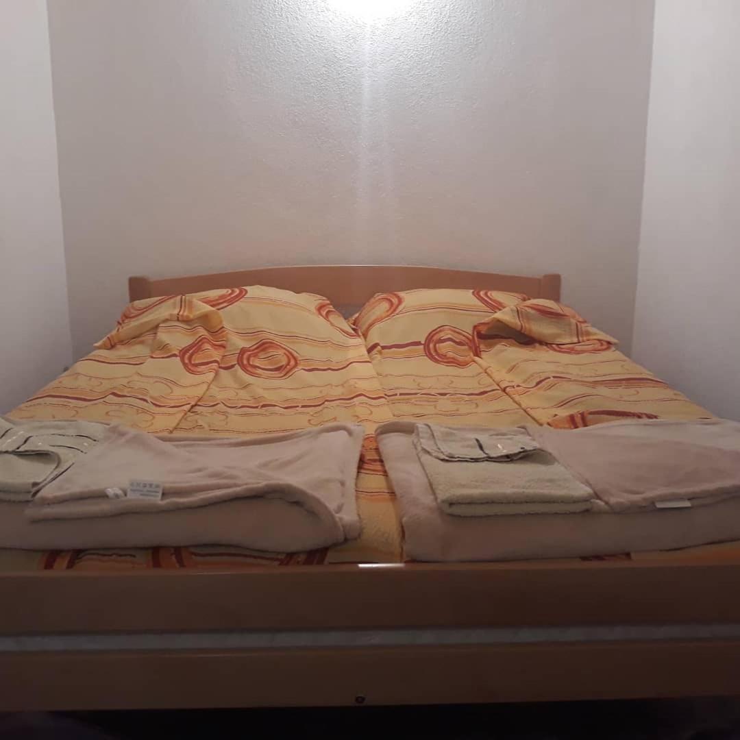 Apartmani Sastavci - Housity