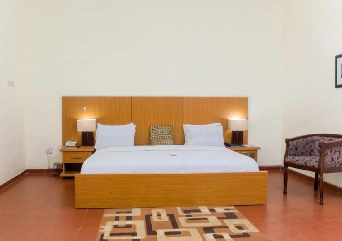 Qualer Apartments & Hotels - Housity