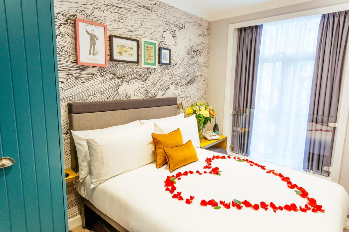 Oliver Plaza Hotel - Housity