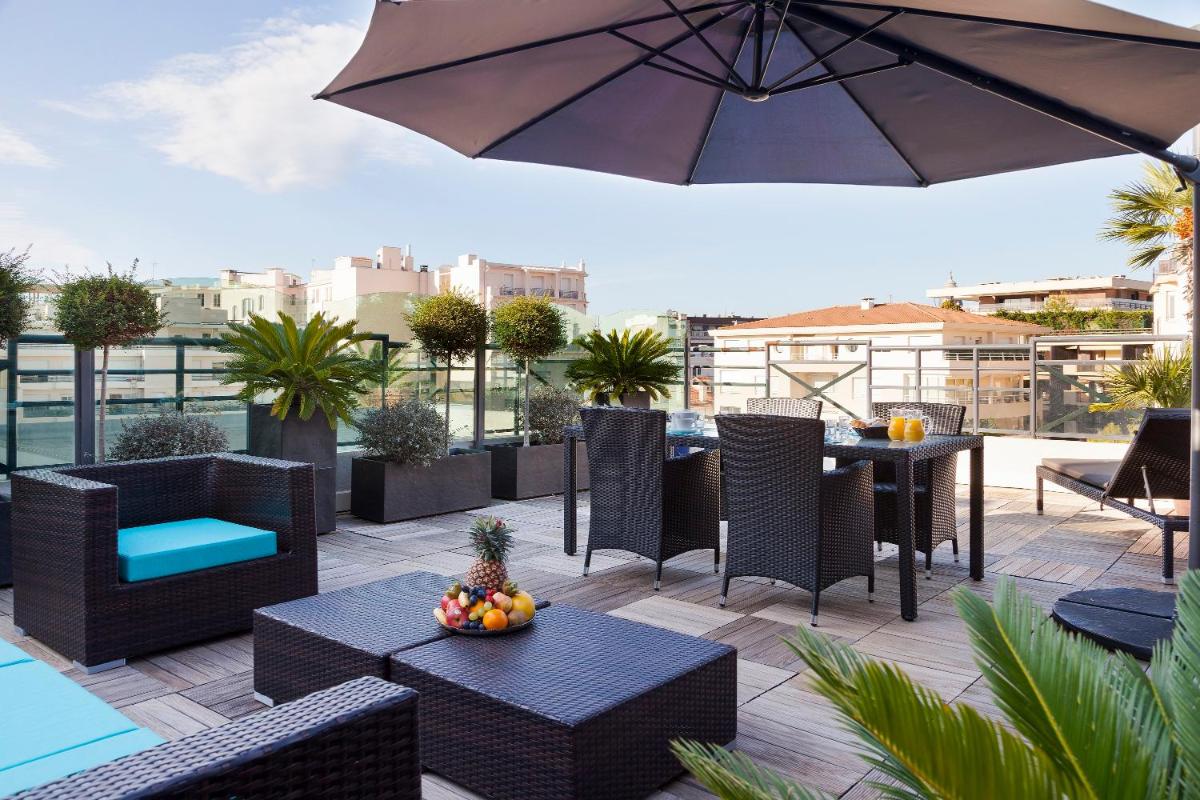 Balcon ou terrasse dans l'établissement Nehô Suites Cannes Croisette