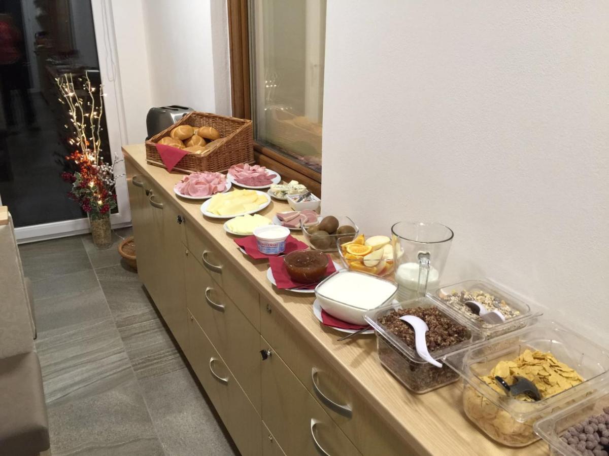 Pension Stoder - Housity