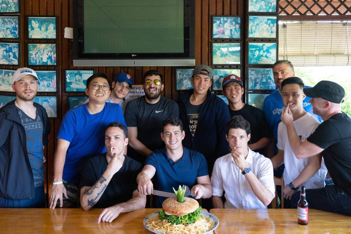 Rose Garden Resort - Housity