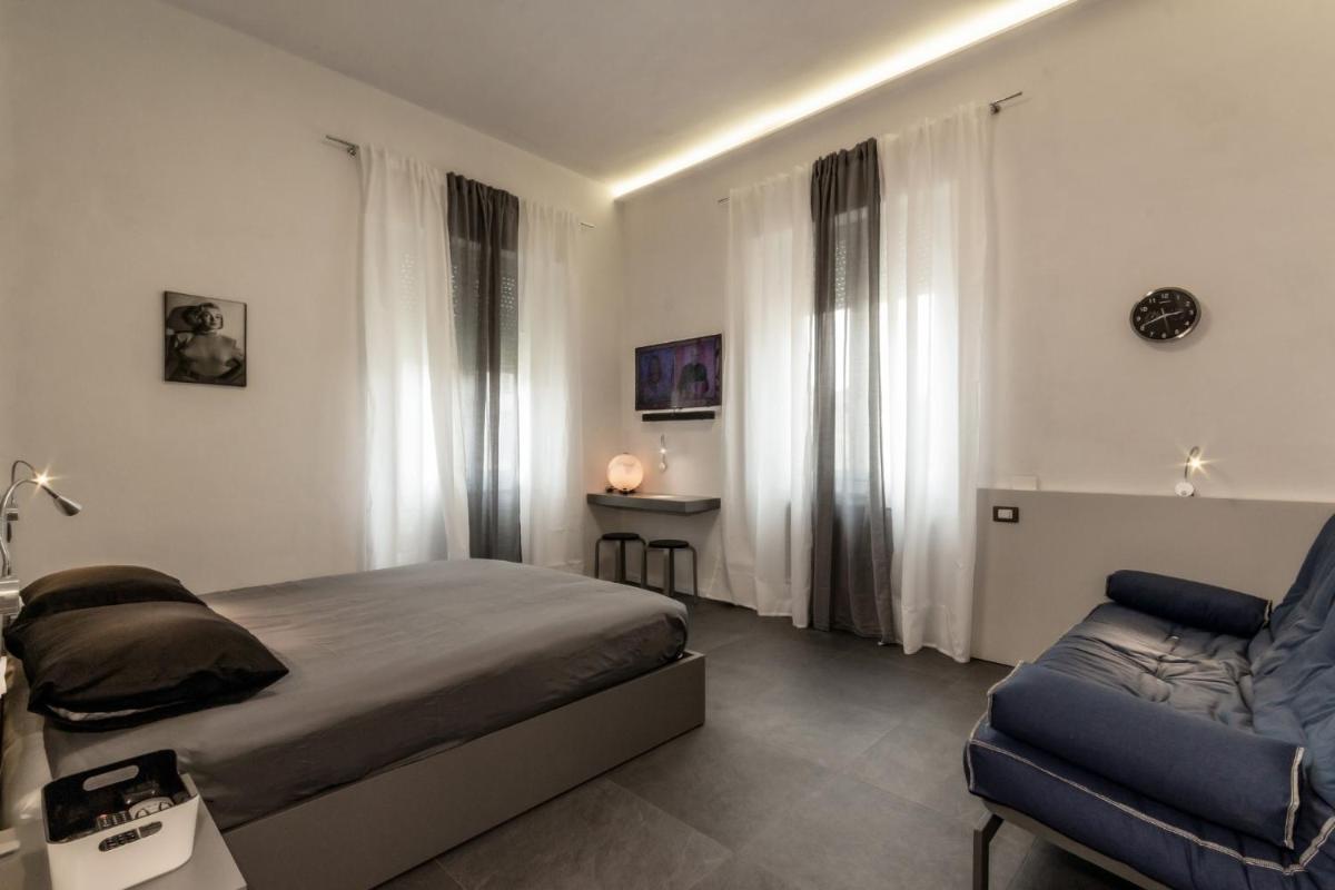 Casa Mirko - B & B con stazione ricarica auto elettriche parcheggio privato auto moto biciclette - Hizvo