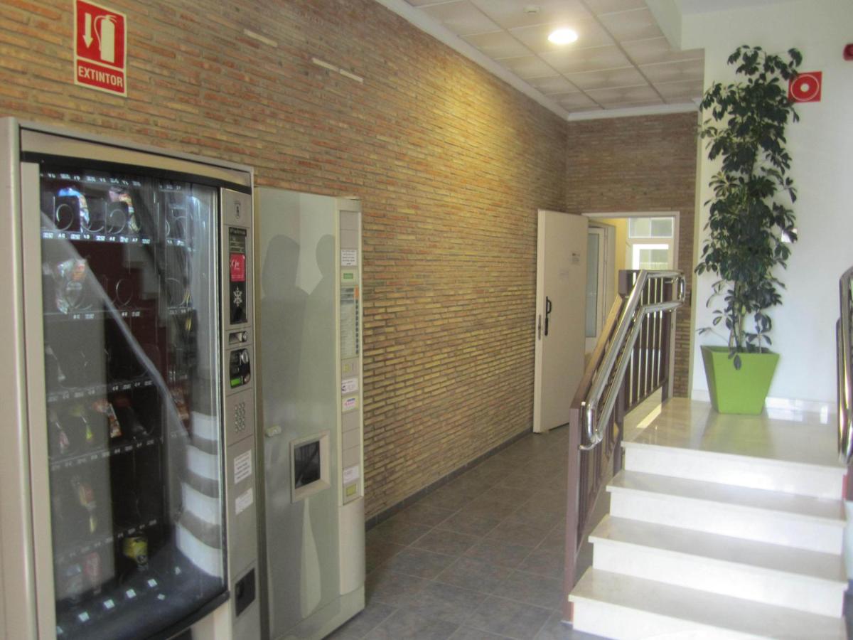 Hostal El Estudio - Housity