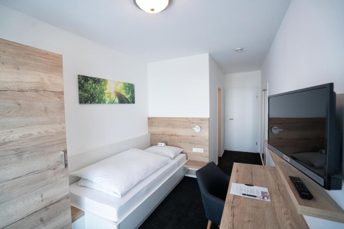 Hotel zur Sonne - Housity