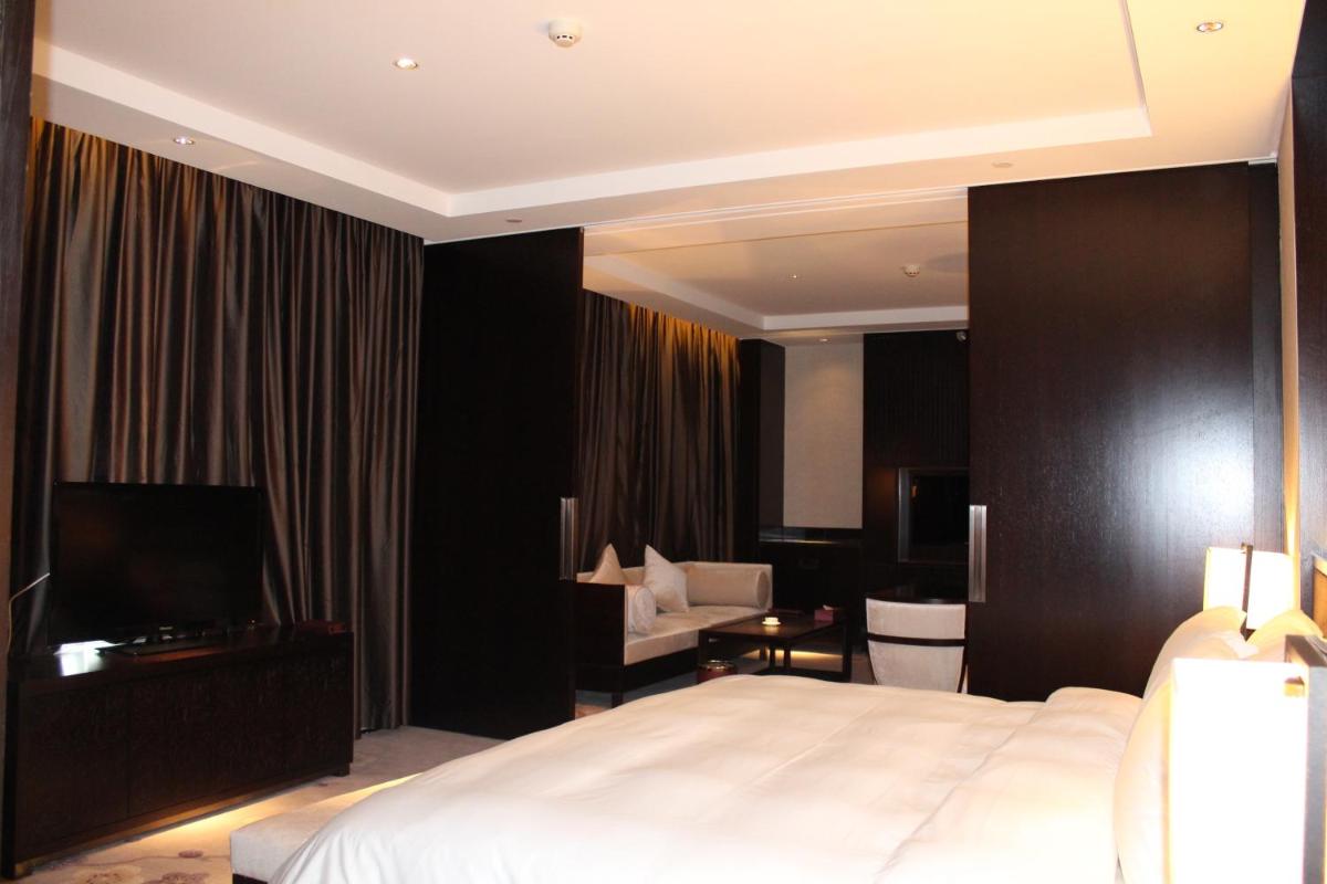 Tai Zhou International Jinling Hotel - Housity