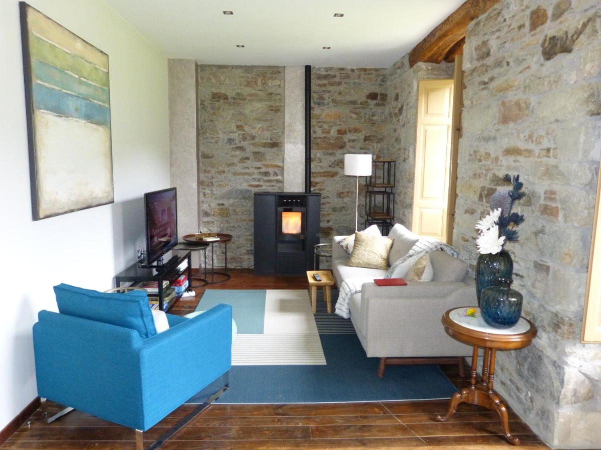 Fawn House - Housity