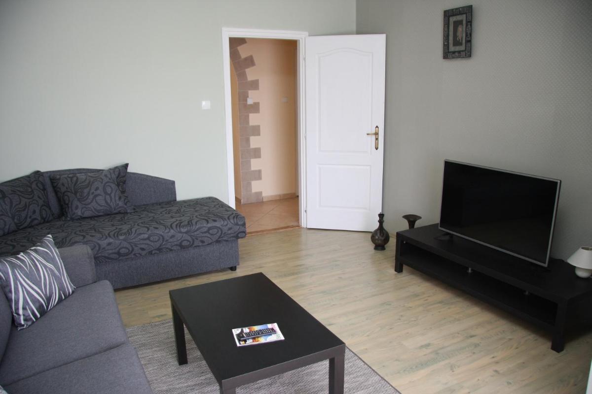 Suitetrails - Villa Maria Apartman