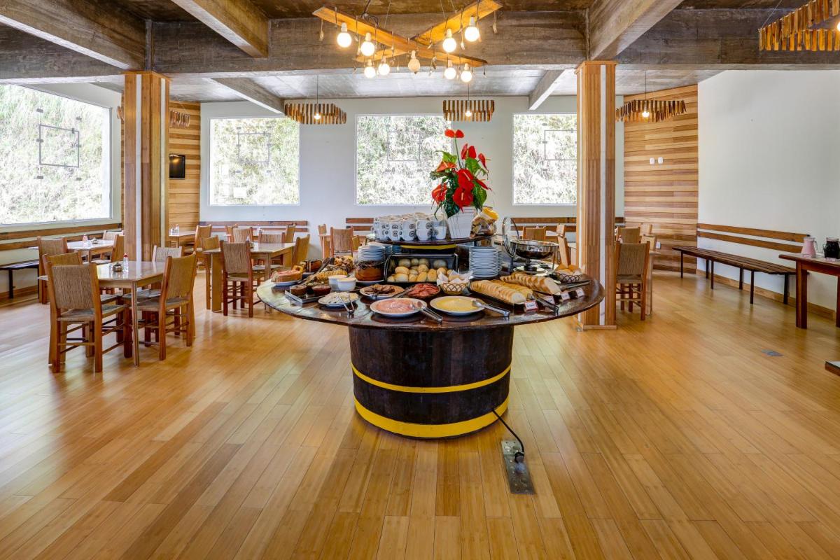 Adoro Hotel - Housity