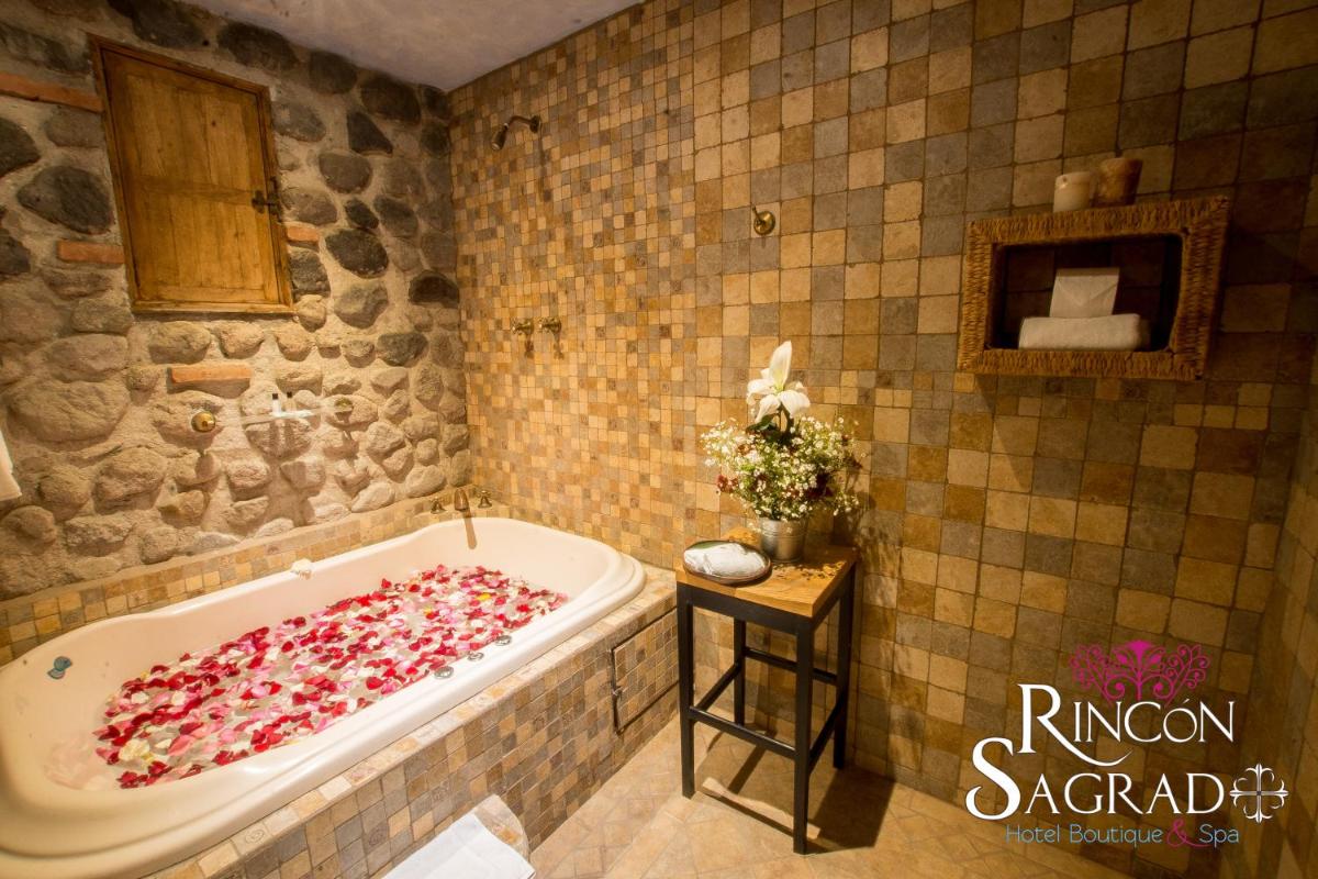 Hotel Boutique Rincon Sagrado - Housity