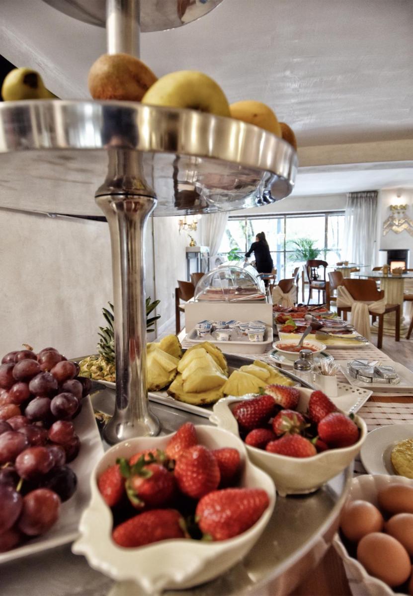 Hotel Maria Luisa - Housity