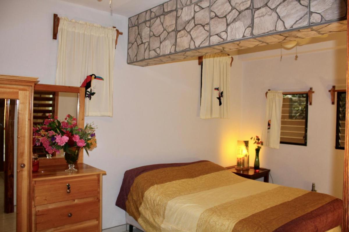 Villas Pico Bonito - Housity