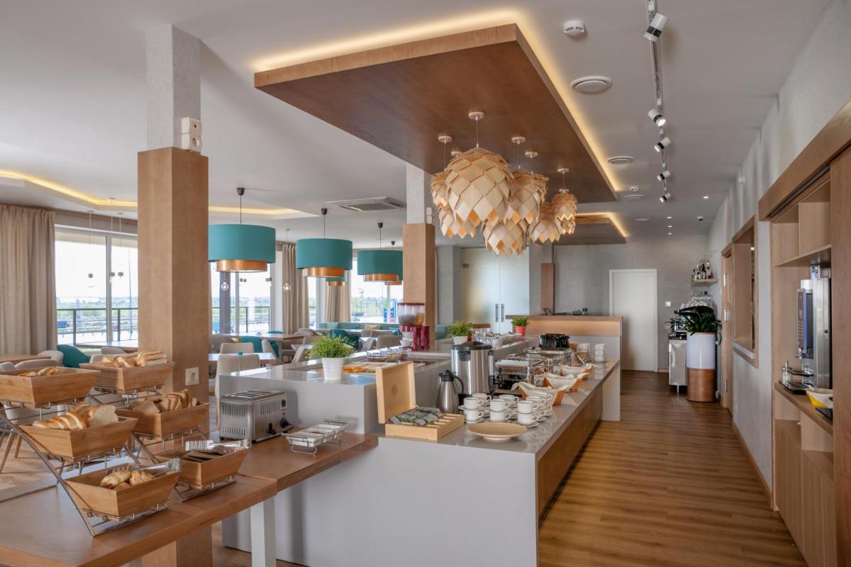 Suitetrails - Voyage Business Hotel