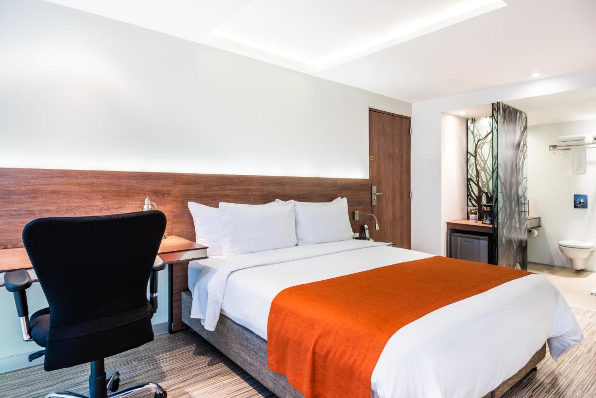 SHG Bogotá 100 Design Hotel - Housity