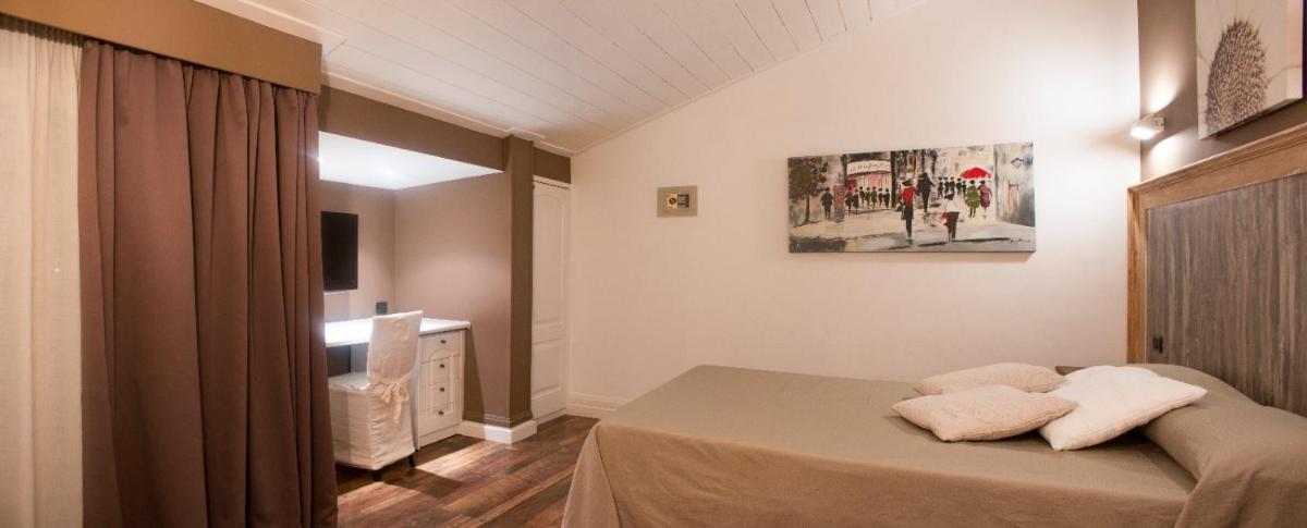 Hotel Mediterraneo - Housity