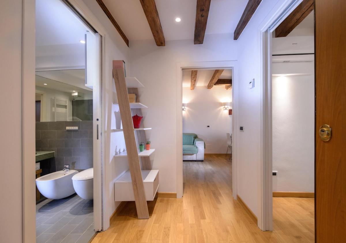 GDhouse - Housity