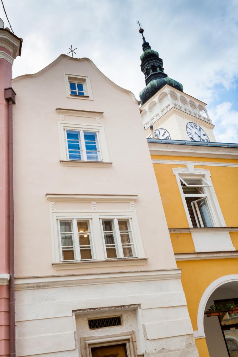 Dům Pod Věží - Housity