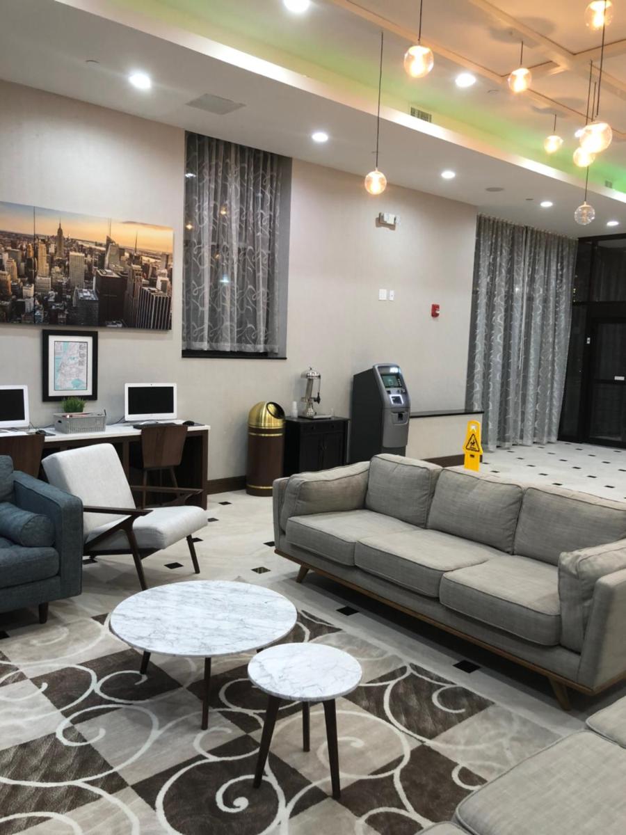 Hotel Nirvana - Housity