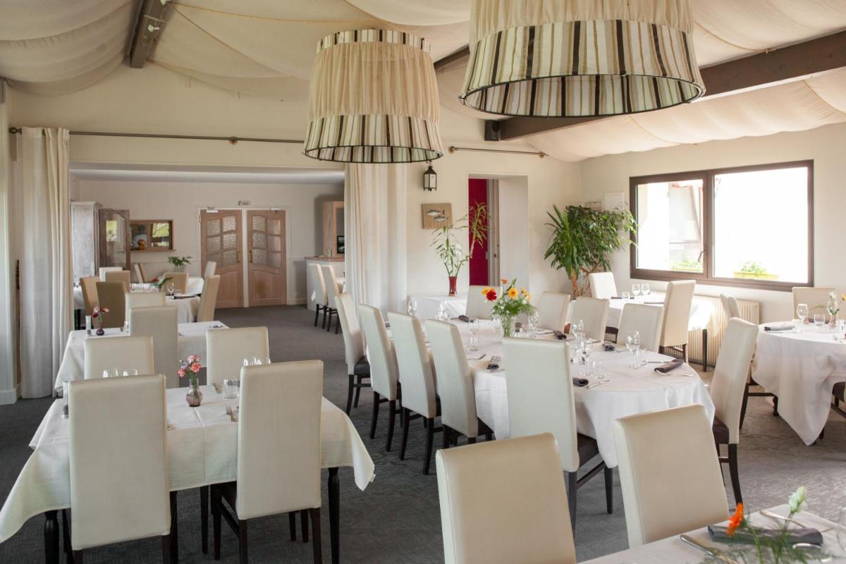 Logis Le Saint Cyr - Housity