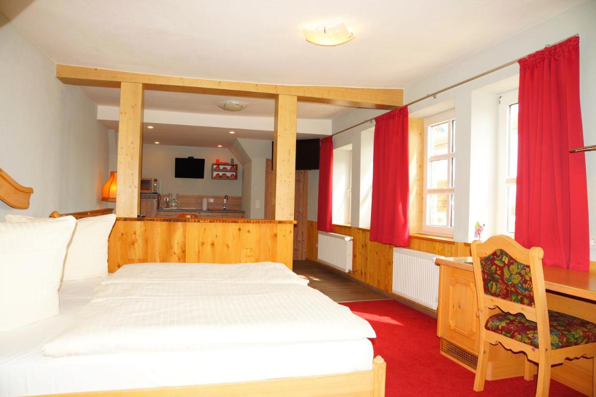 Hotel zum Schiffchen - Housity