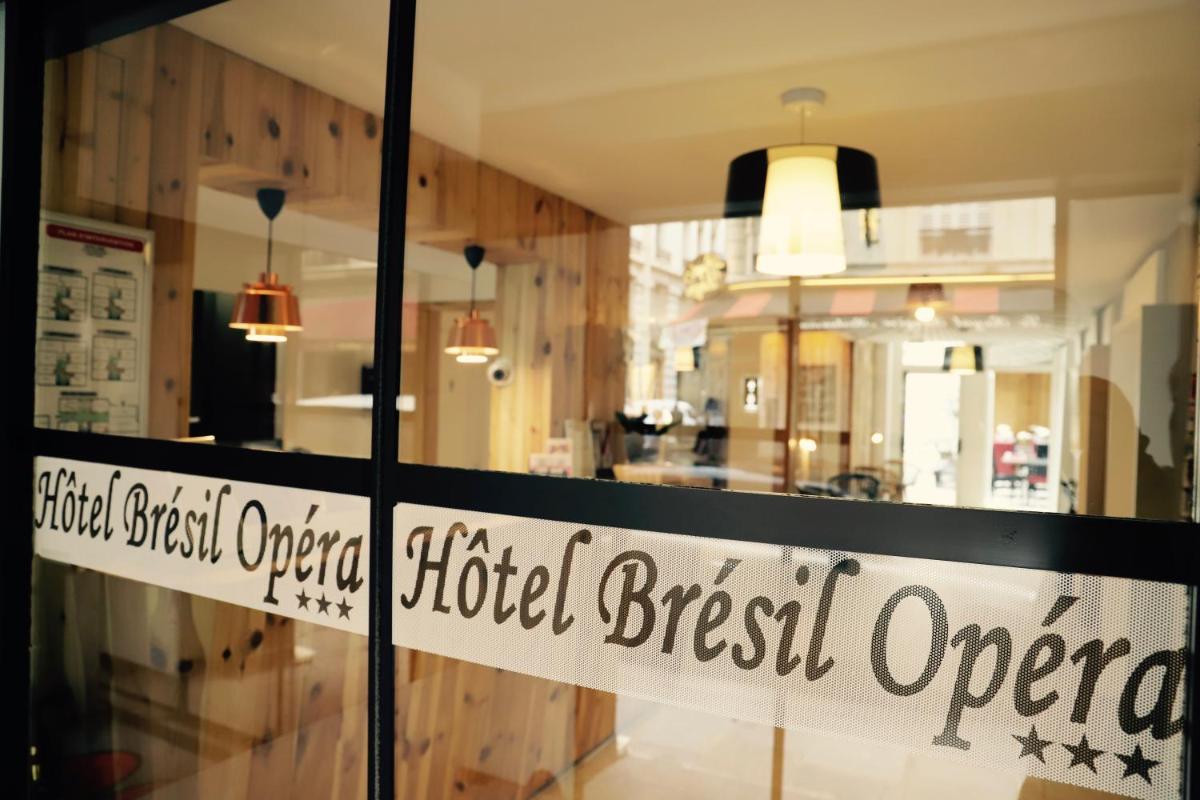 Certificat, récompense, panneau ou autre document affiché dans l'établissement Hôtel Brésil Opéra SPA