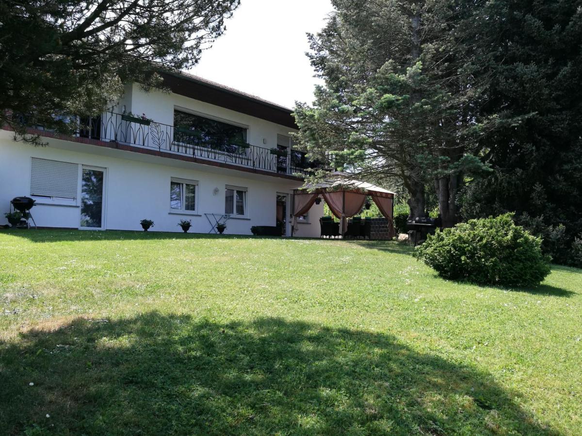 Ferienwohnung Moselblick - Housity