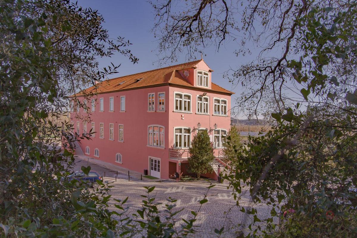 O edifício onde o hotel está situado