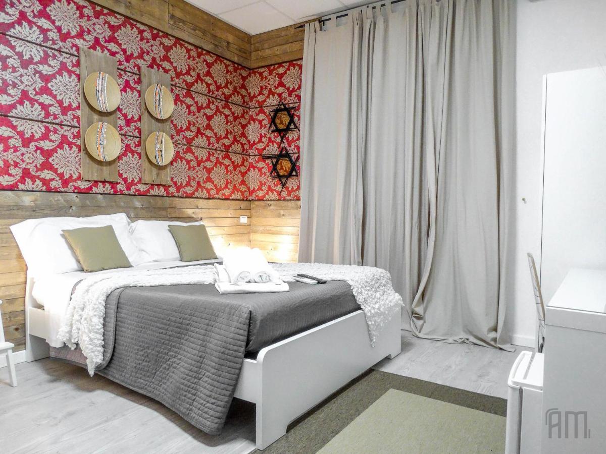 Magic Door Rome - Housity