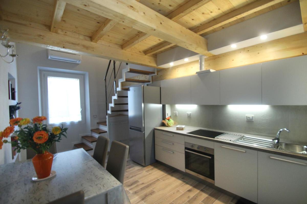 Elisa Guest House - Housity