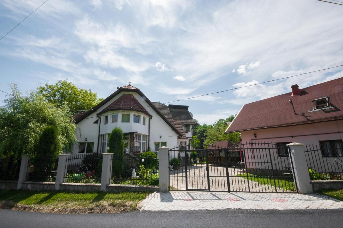 Vila Daiana- Acceptam vouchere vacanta - Housity