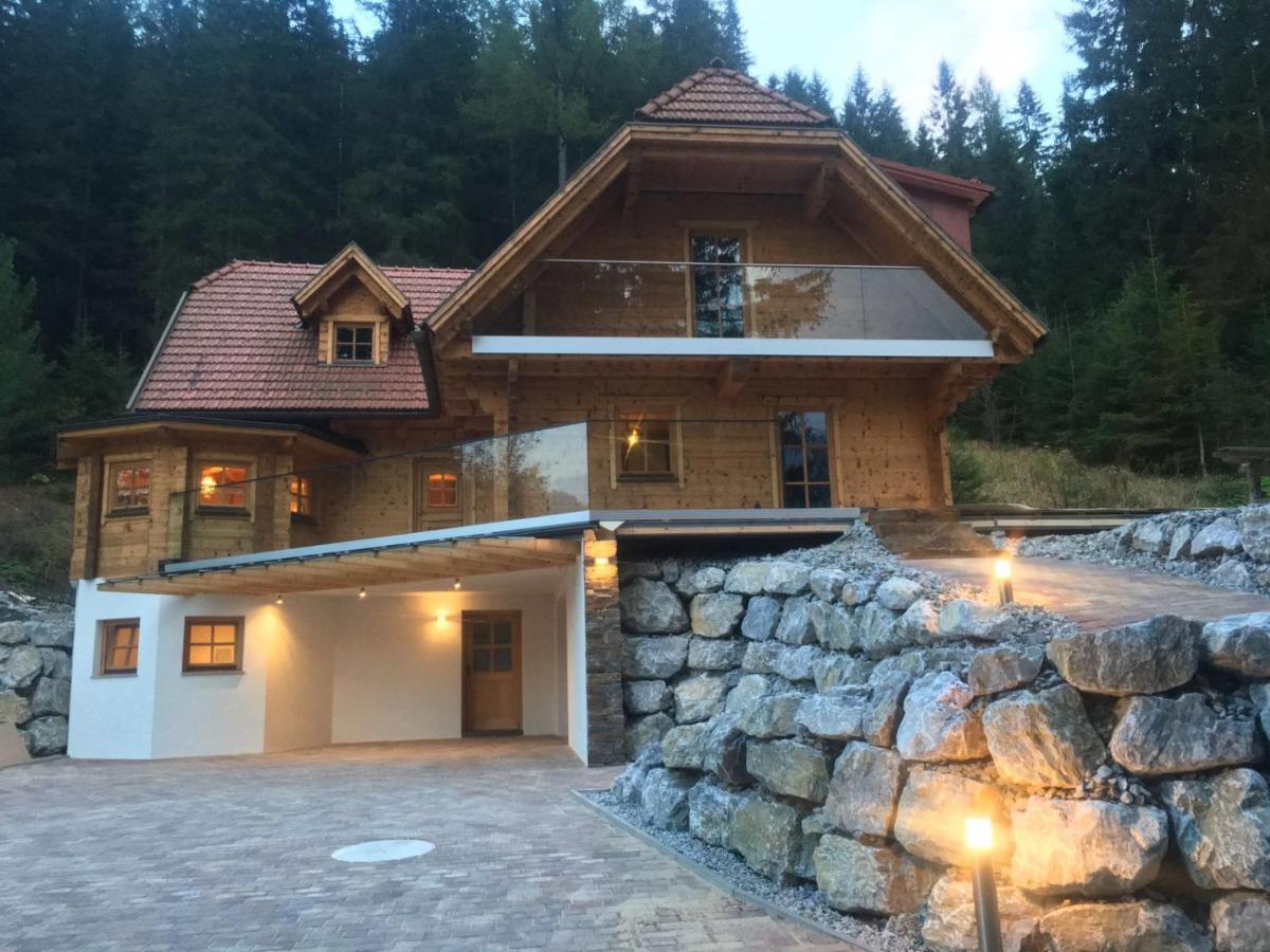 Chalet Sodamin Alpin mit Wellness - Housity