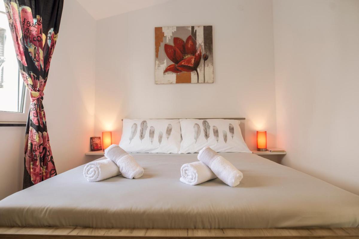 Apartments Hrga Srima - Housity