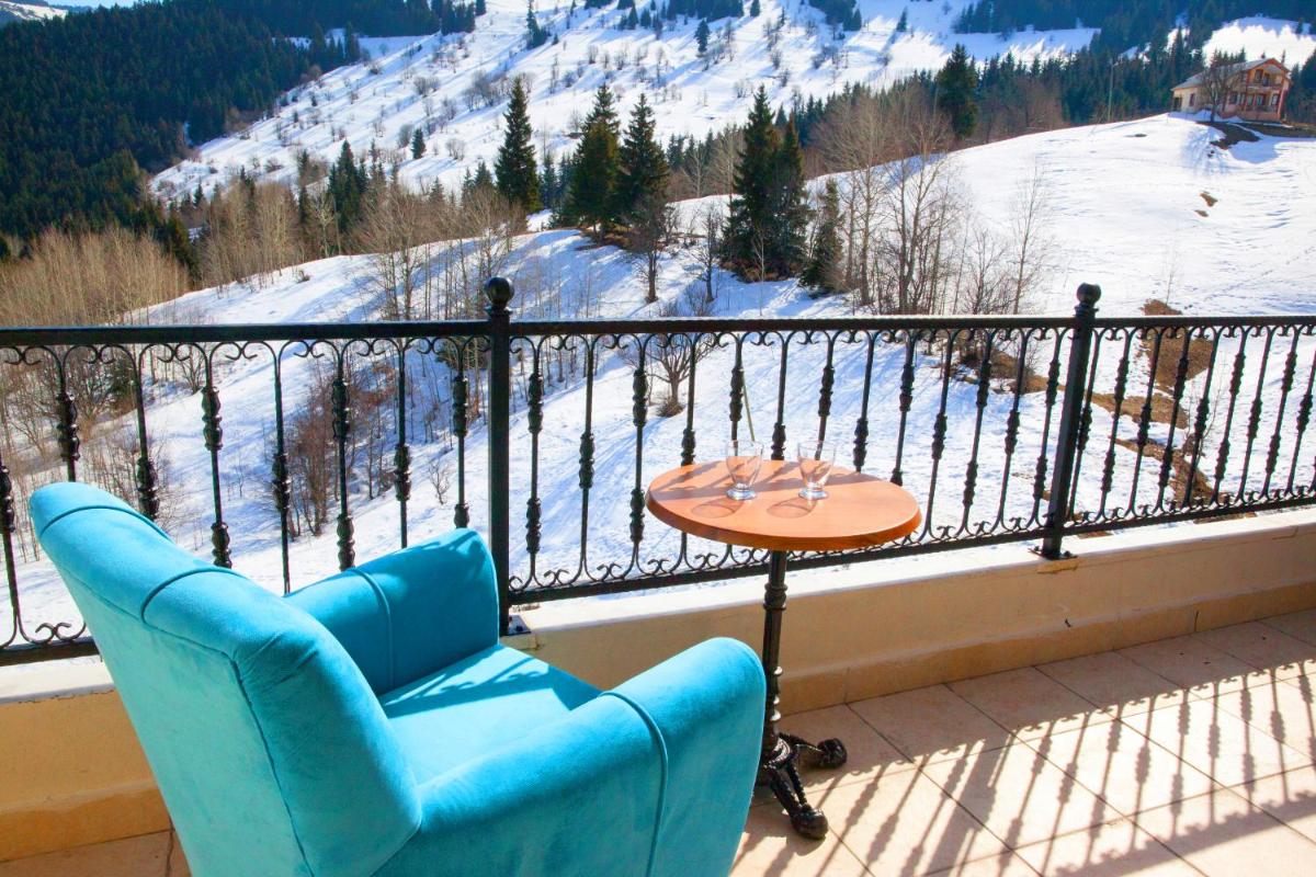 Black Forest Hotel - Housity