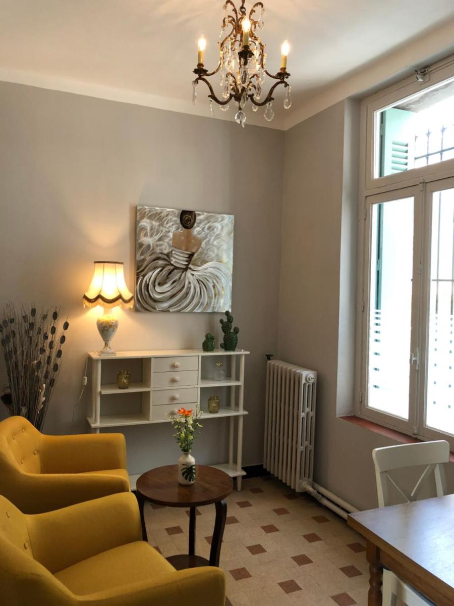 Apartment Jeanne - Housity