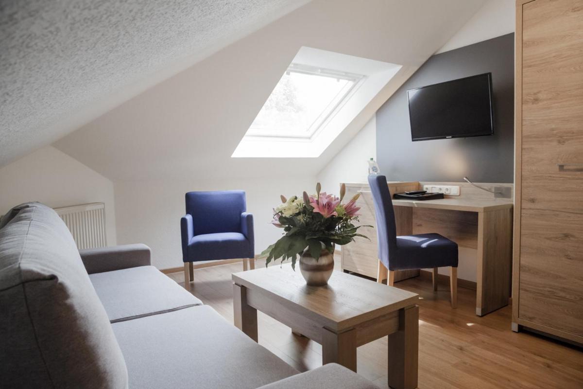 Hotel Ertl - Housity